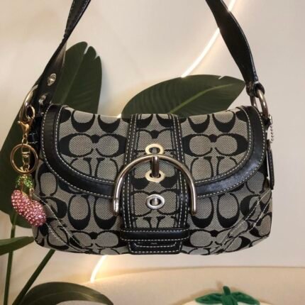 Coach Y2K Vintage Soho Flap Mini (2006) 🍒✨💕